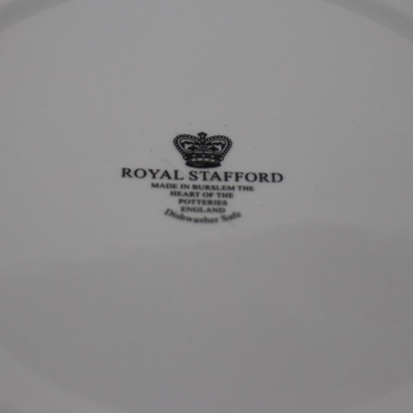 ROYAL STAFFORD HALLOWEEN HAUNTED HOUSE DINNER PLATES-MADE ENGLAND-SET OF 4-NEW - Picture 4 of 5